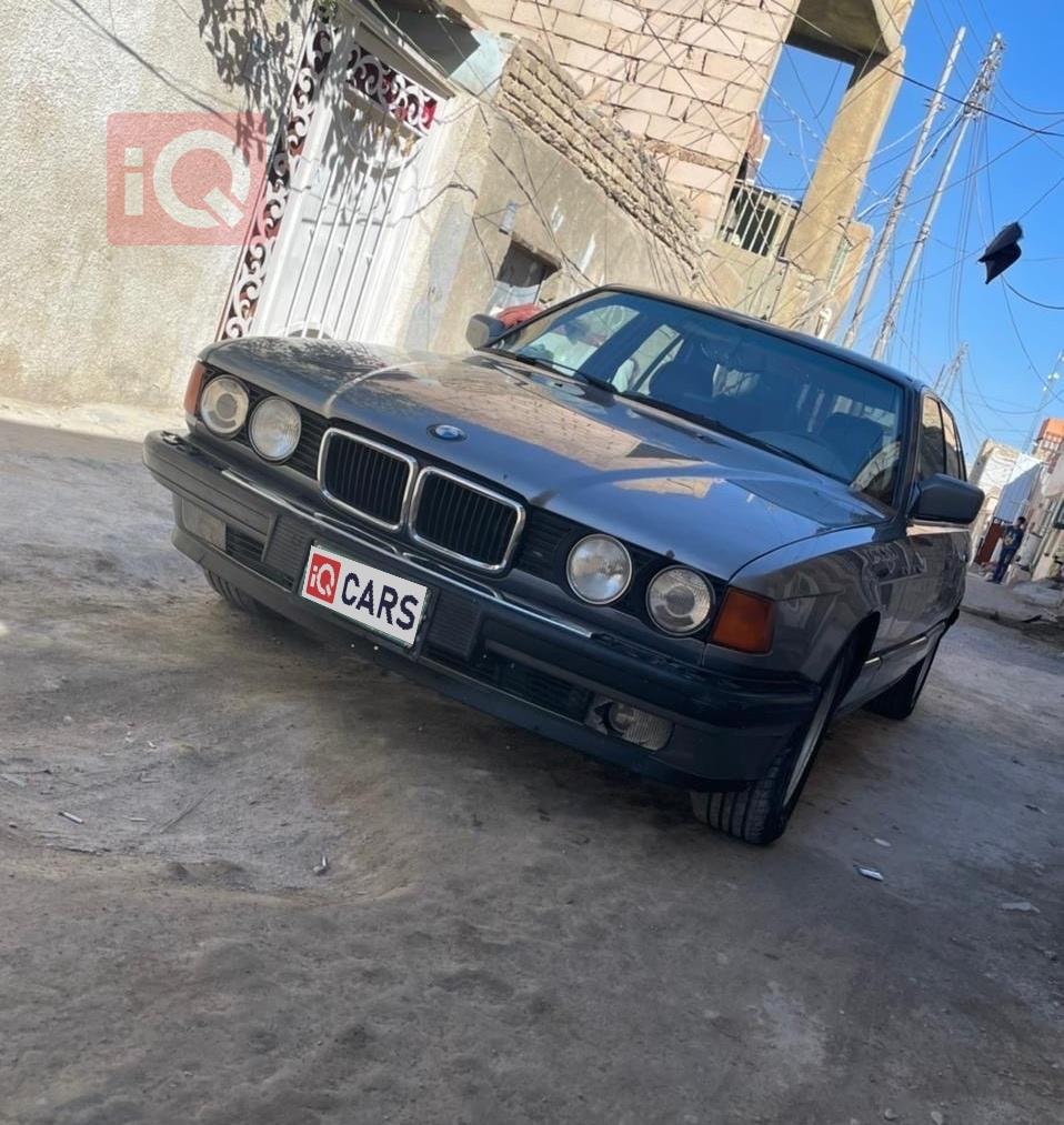 بي ام دبليو الفئة 7
